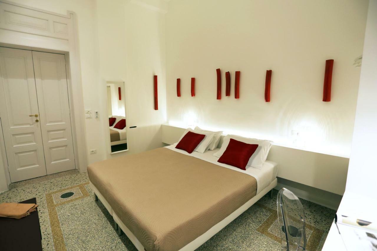 Re Ruggero Rooms Reggio di Calabria Luaran gambar