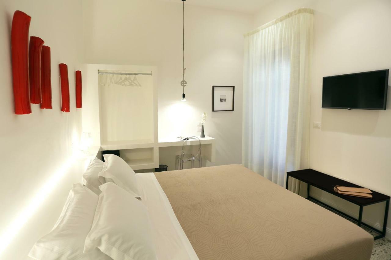 Re Ruggero Rooms Reggio di Calabria Luaran gambar